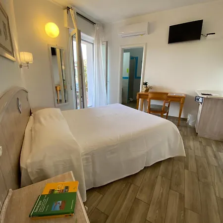 Degli Artisti Inn Tortoli