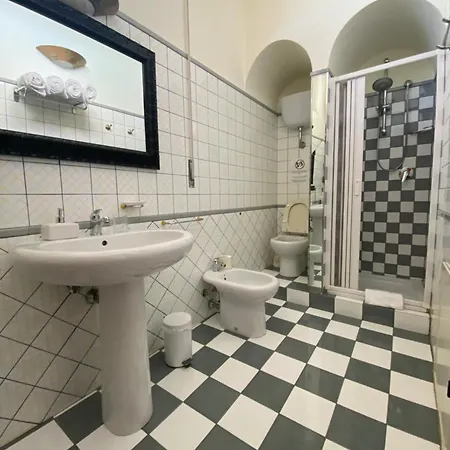 Πανδοχείο Degli Artisti 2*