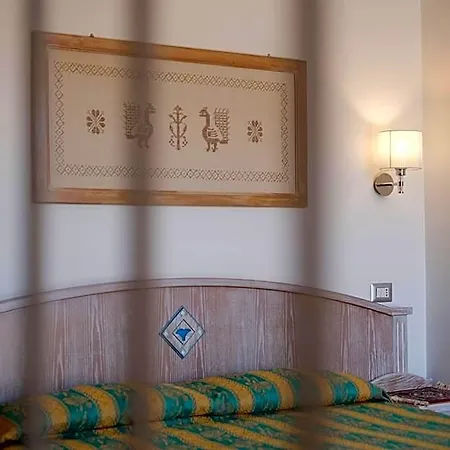 Degli Artisti Fogadó 2*