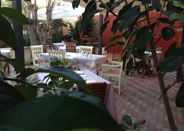Inn Degli Artisti 2*