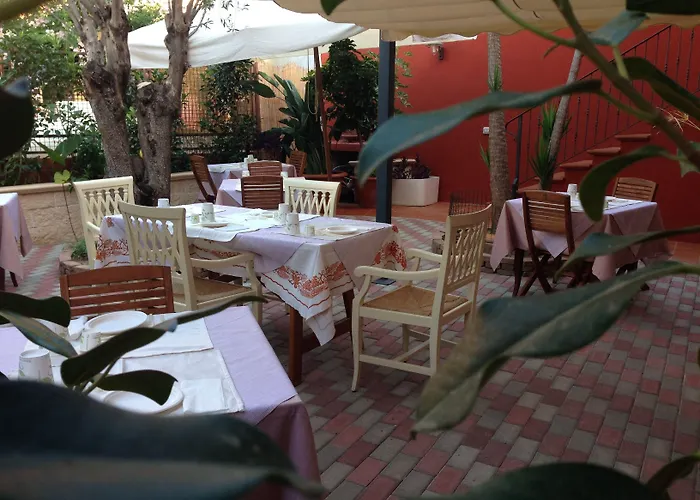 Degli Artisti Inn Tortoli