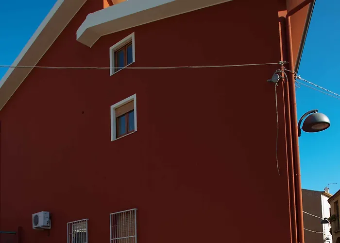 Degli Artisti 2*